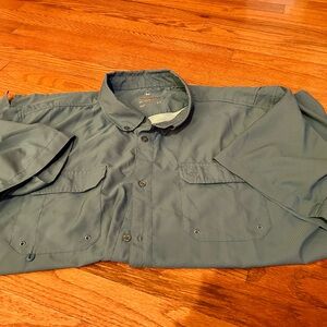 Men's Casual Button Down Shirt in Forest Green